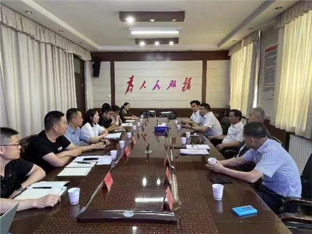 上海合作组织经贸交流中心一行在喀什市考察并洽谈合作