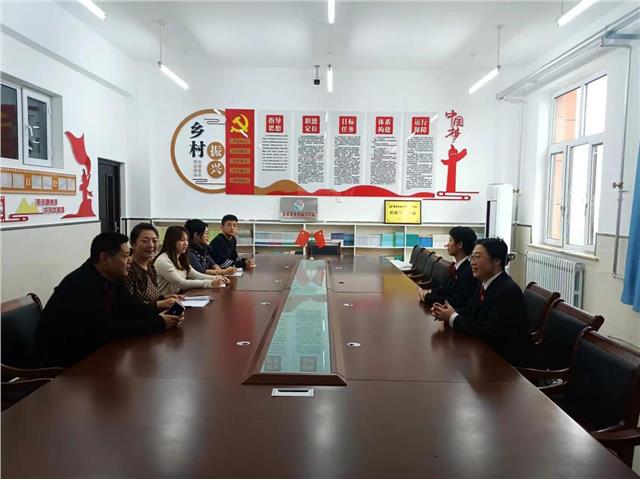 黑龙江省泰来县人民法院联合泰来县职业技术学校成立投资者教育基地