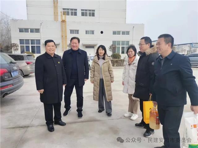 民建安阳市委会主委刘鸿民带队走访慰问老会员